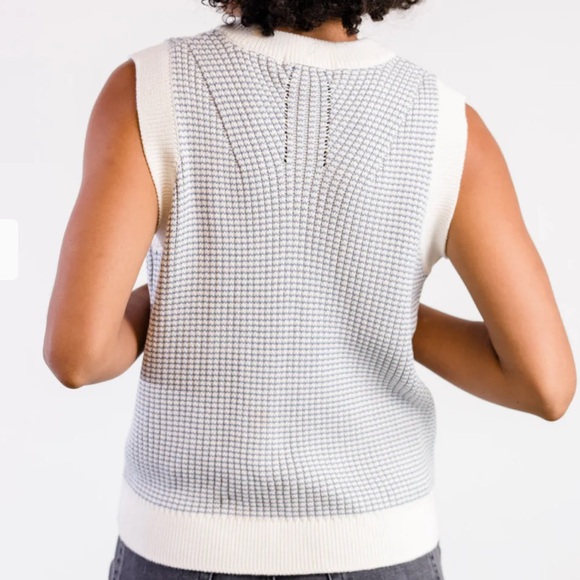 NWT ABLE Liza V-Neck Sweater Vest - Size XXL Color SLATE BLUE/ALMOND STRIPE - Picture 4 of 11